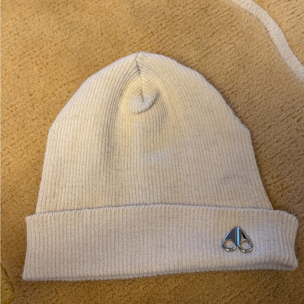 Moose Knuckles Wool Unisex Hat ivory logo ribbed beanie